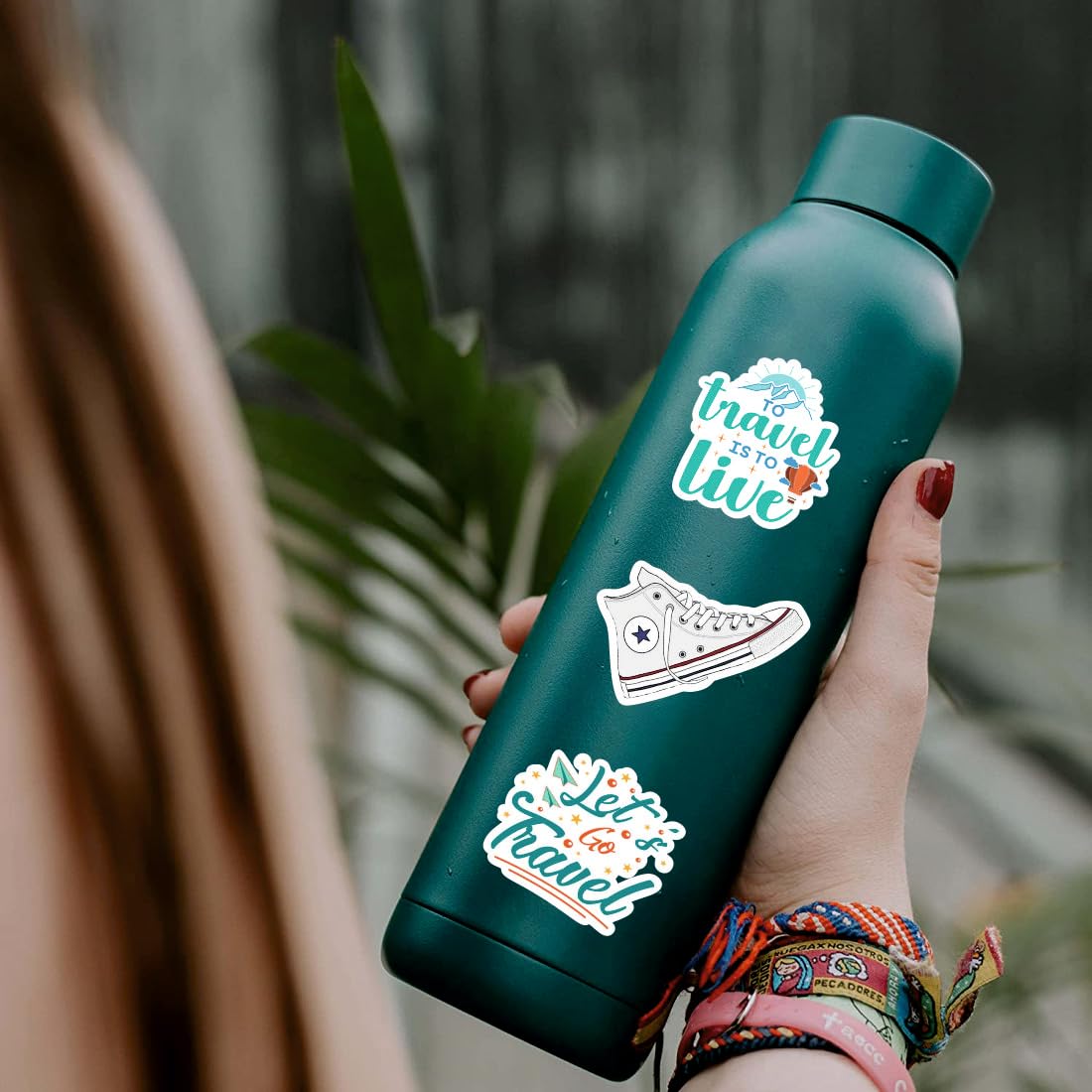 Travel Vinyl Waterproof Sticker (pack of 50).