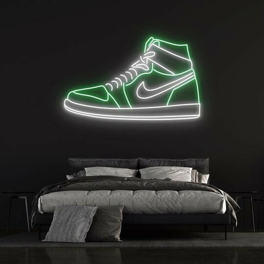 Air Jordan sign neon.