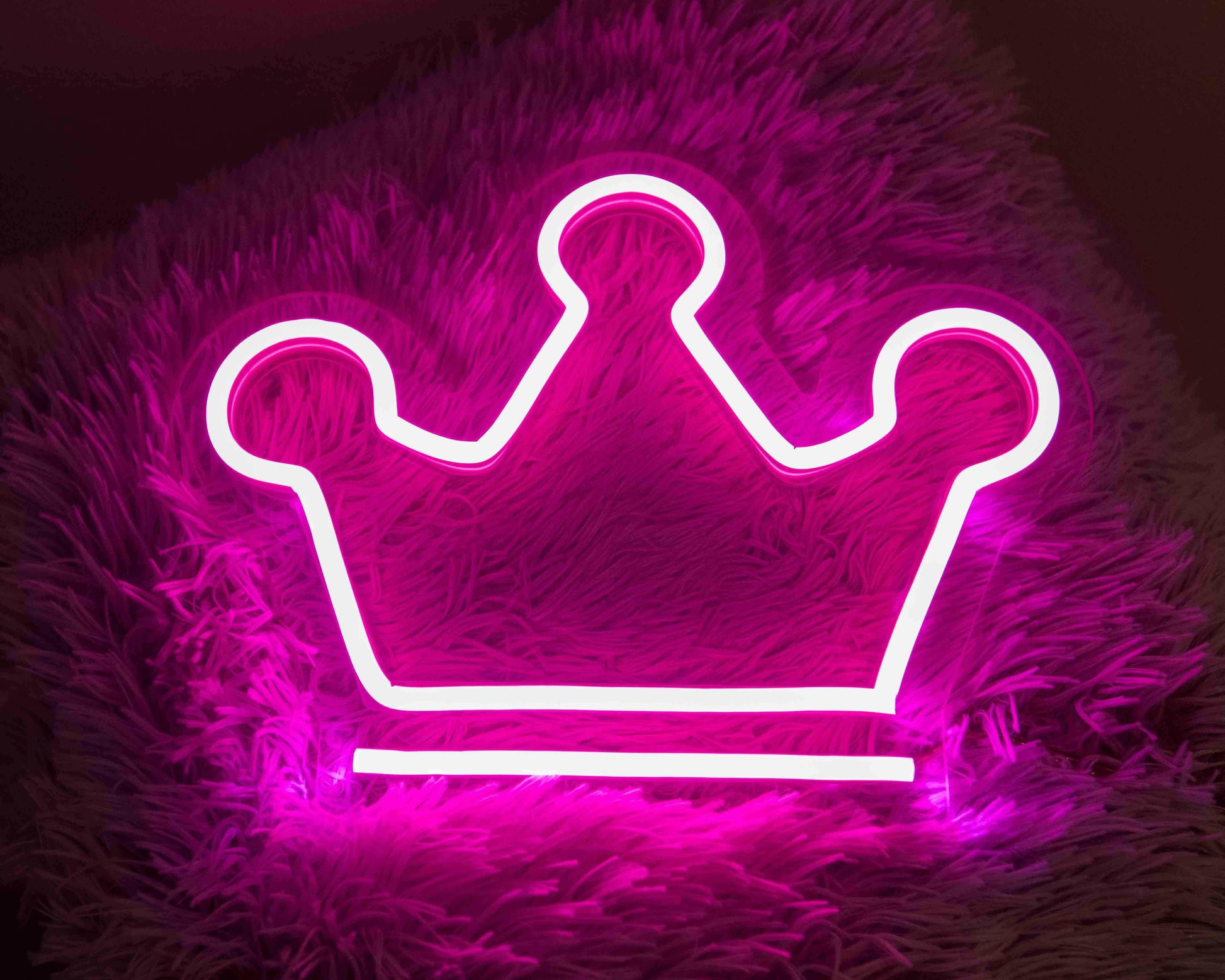 Crown led neon sign.